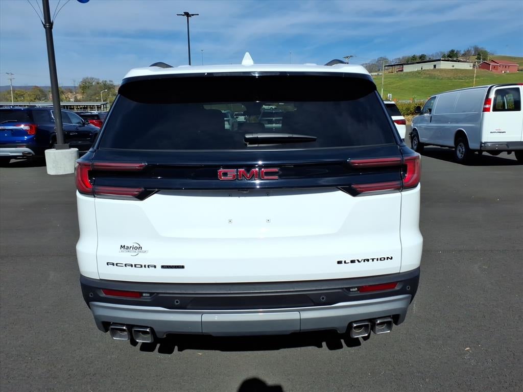 2025 GMC Acadia Elevation