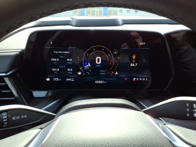 2025 Chevrolet Suburban LT