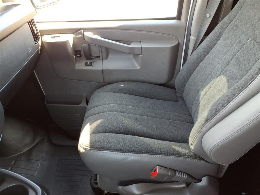 2024 GMC Savana Cargo 2500 Work Van