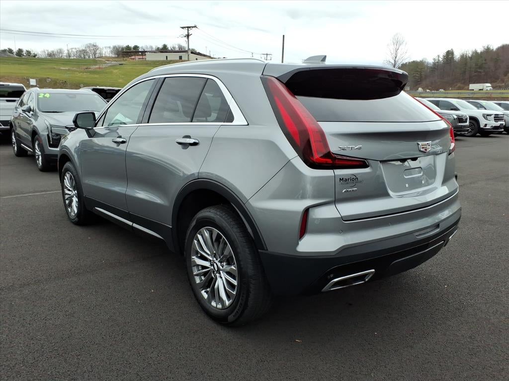 2024 Cadillac XT4 Premium Luxury