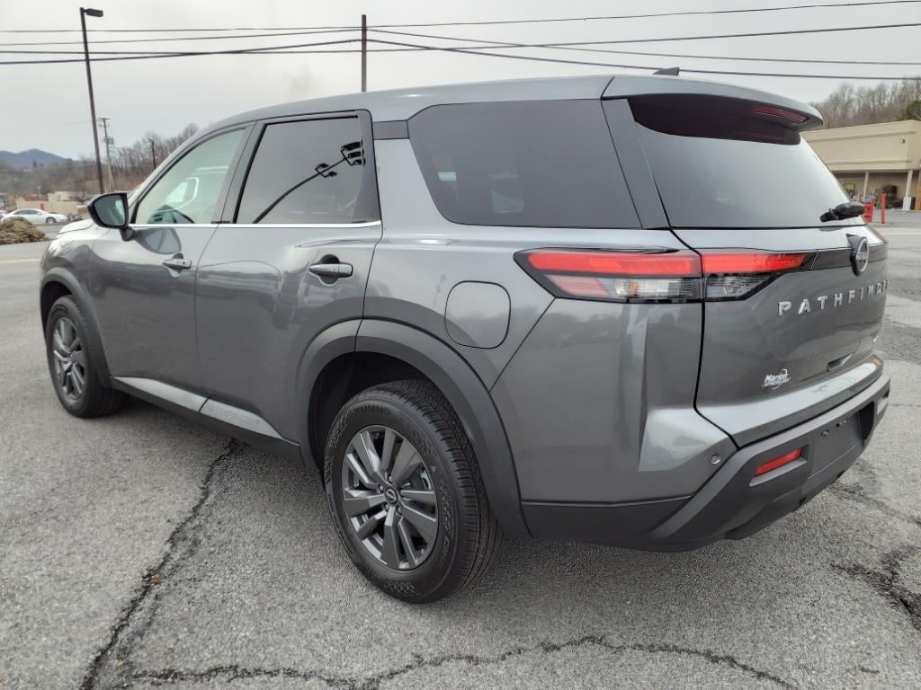 2023 Nissan Pathfinder S
