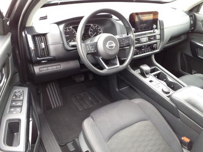 2023 Nissan Pathfinder S