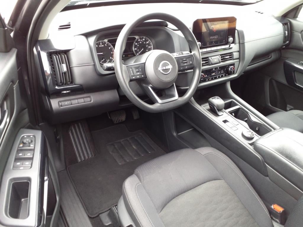 2023 Nissan Pathfinder S