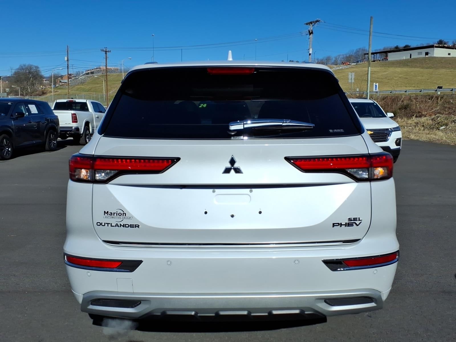 2023 Mitsubishi Outlander PHEV SEL