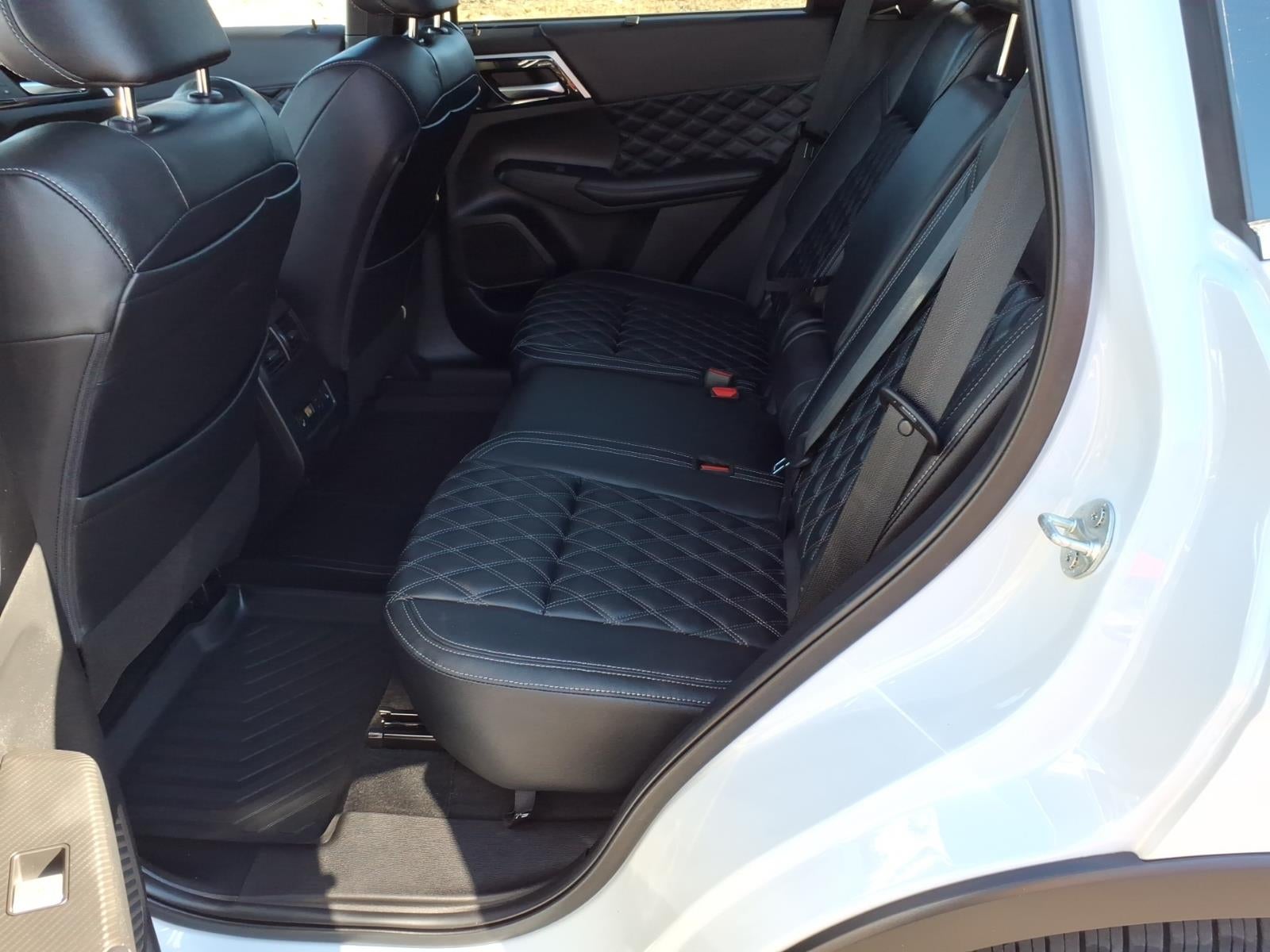 2023 Mitsubishi Outlander PHEV SEL