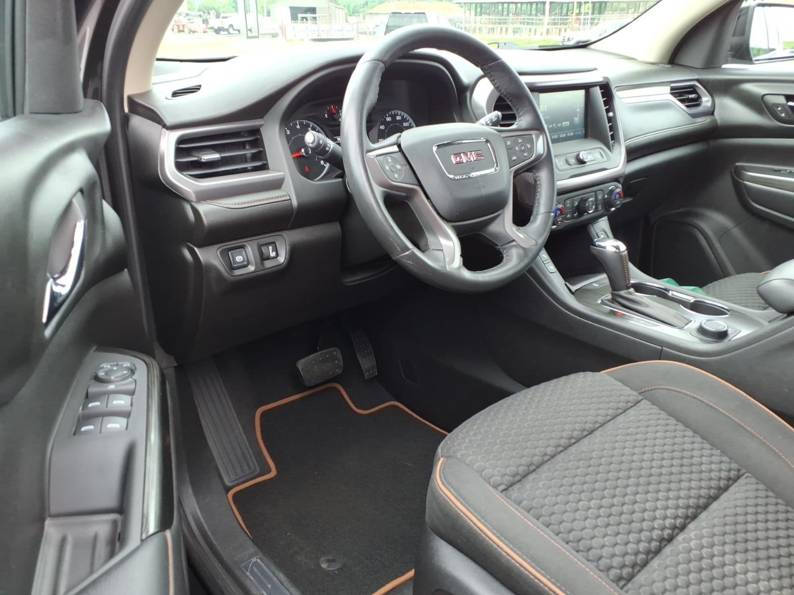 2017 GMC Acadia SLE