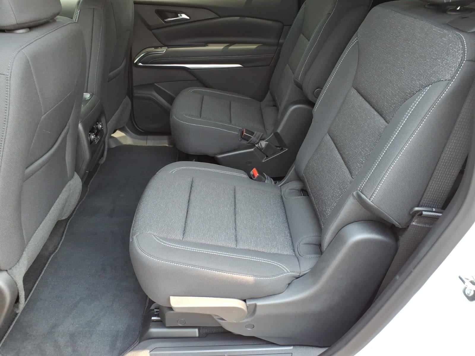 2026 Chevrolet Traverse LT - Photo 7