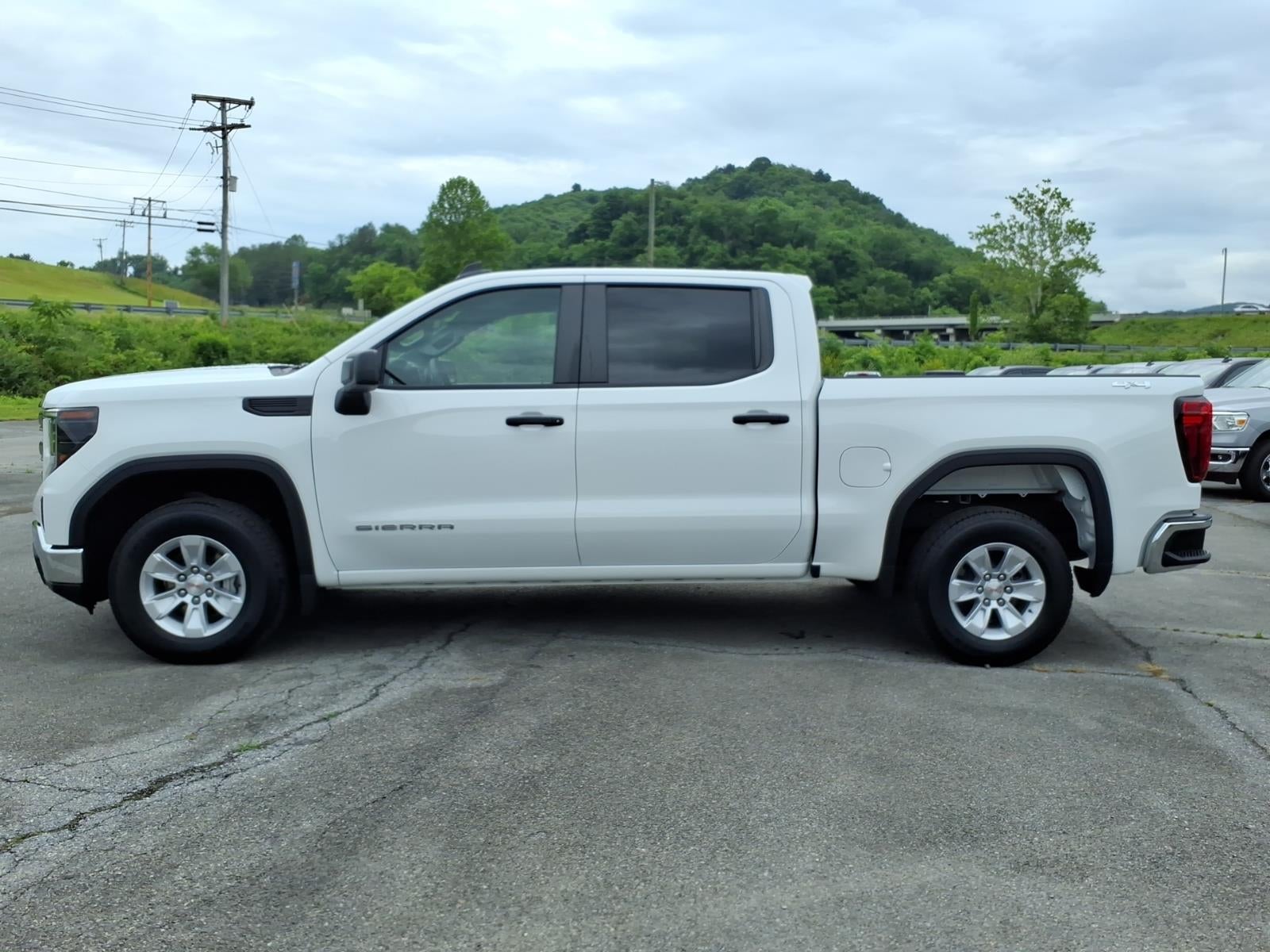 2024 GMC Sierra 1500 Pro