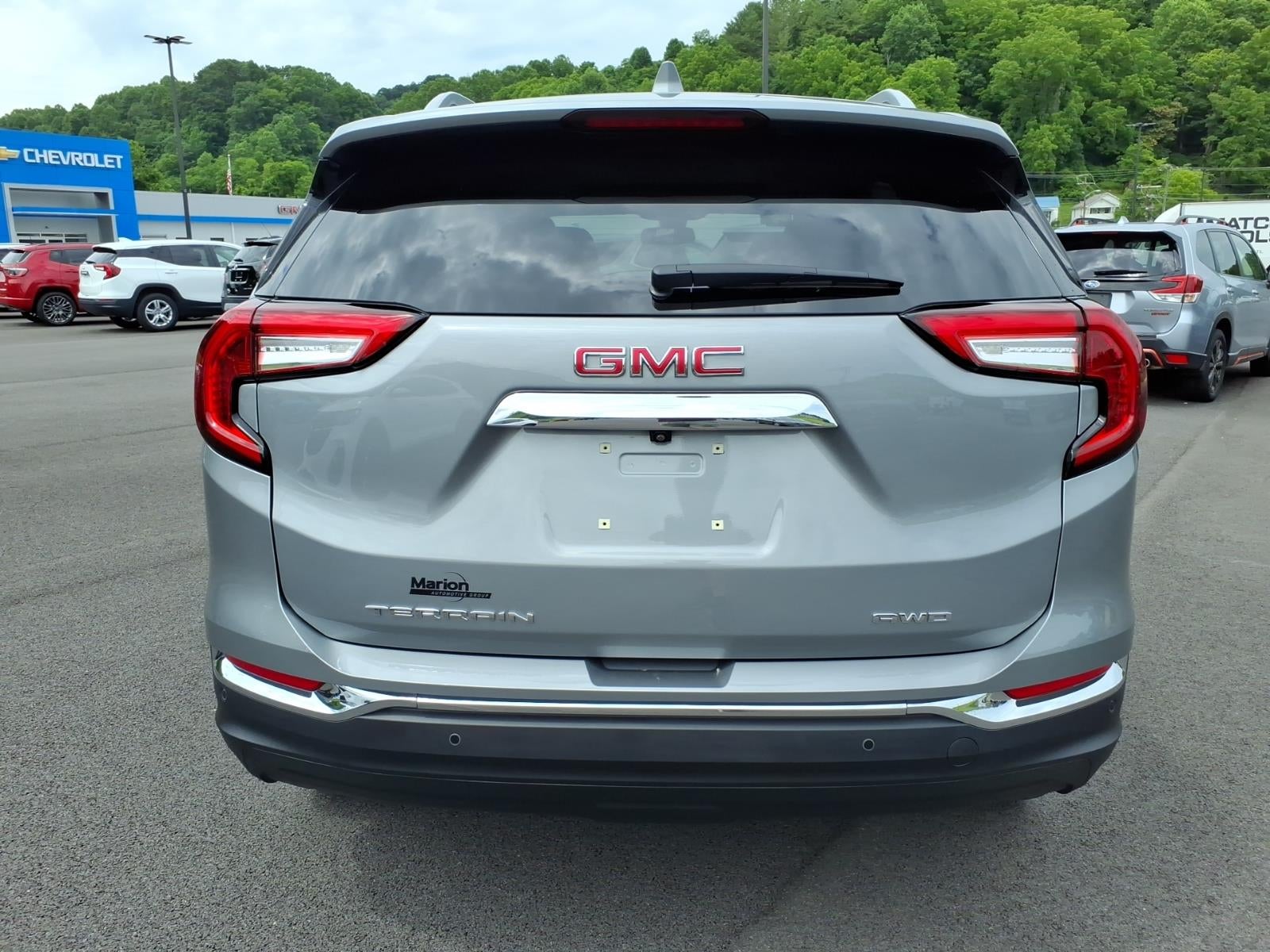2024 GMC Terrain SLT